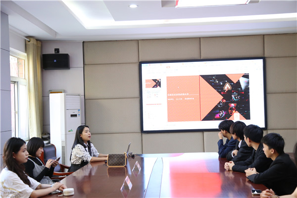 ʯ���f���A��X�W(xu��)У