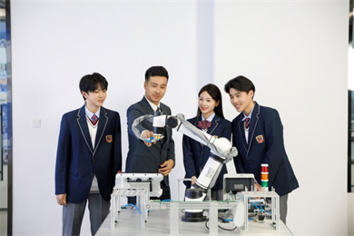 ʯ���f���A��X�WУ