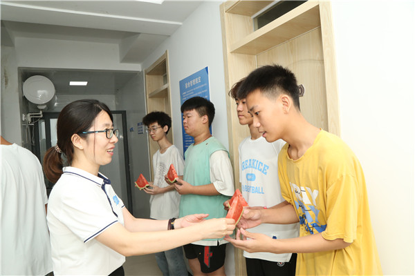 ʯ���f���A��X�W(xu��)У