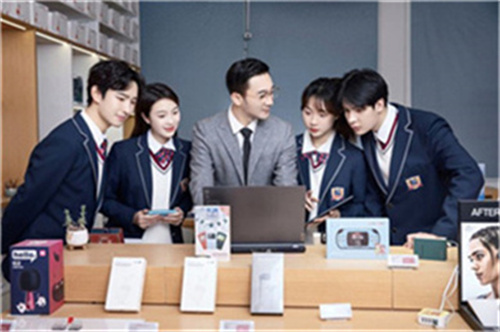 ʯ���f���A��X�WУ