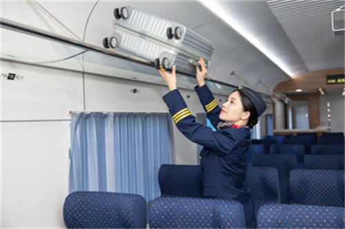 ʯ���f���A��X�WУ