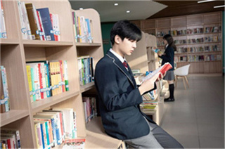 ʯ���f���A��X�W(xu��)У