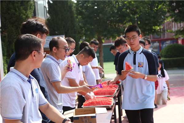 ʯ���f���A��X�W(xu��)У