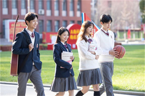 ʯ���f���A��X�W(xu��)У