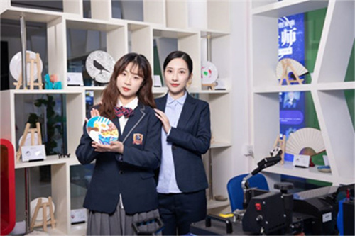 ʯ���f���A��X�W(xu��)У