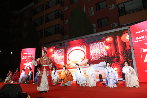 ʯ���f���A��X�W(xu��)У