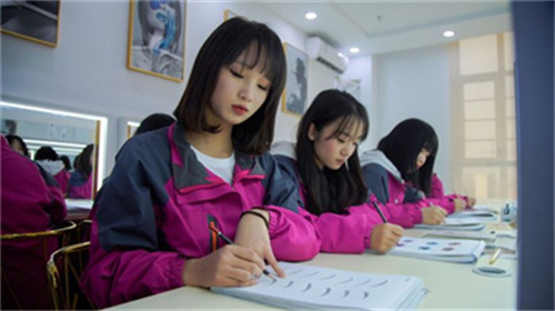 ʯ���f���A��X�W(xu��)У