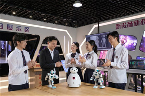 ʯ���f���A��X�W(xu��)У