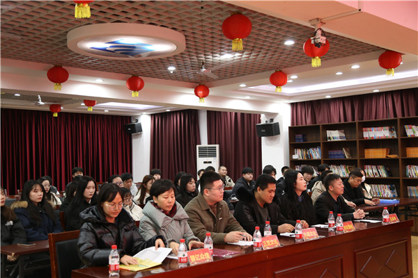 ʯ���f���A��X�W(xu��)У