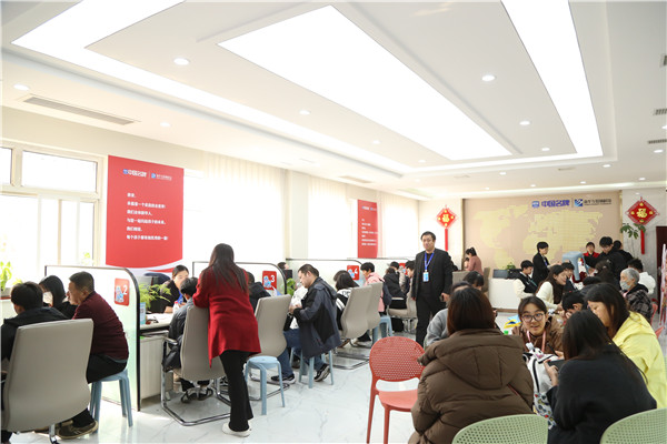 ʯ���f���A��X�WУ