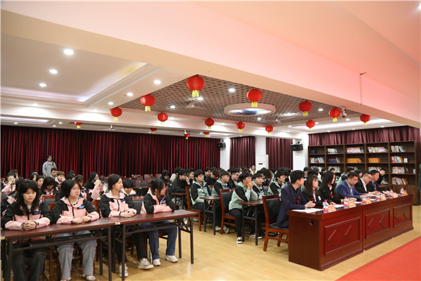 ʯ���f���A��X�W(xu��)У