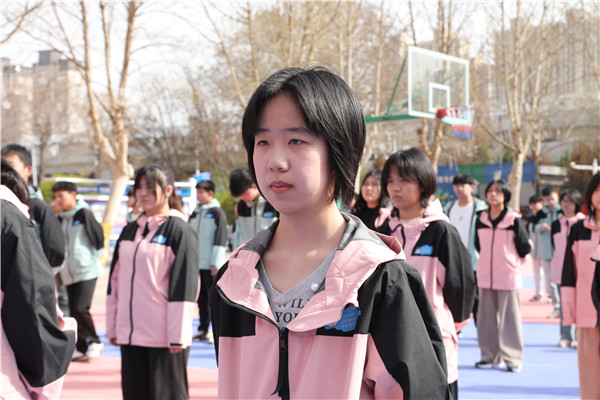 ʯ���f���A��X�W(xu��)У