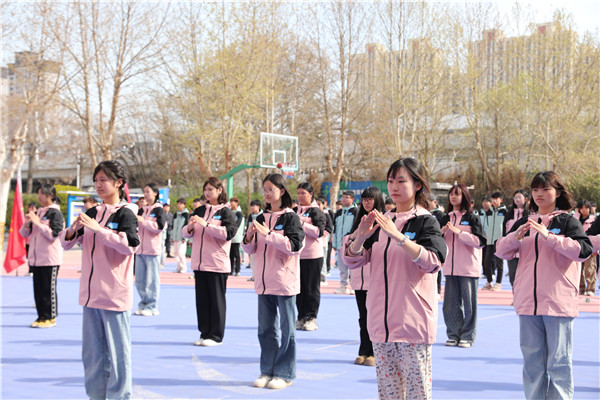 ʯ���f���A��X�W(xu��)У