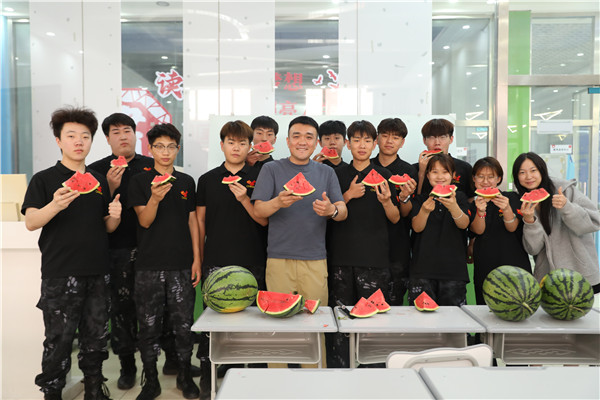 ʯ���f���A��X�WУ