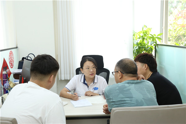 ʯ���f���A��X�WУ