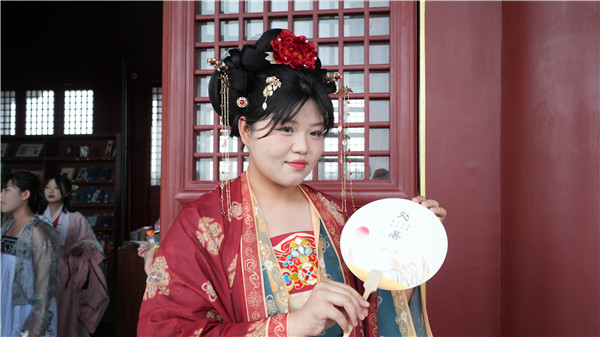 ʯ���f���A��X�W(xu��)У