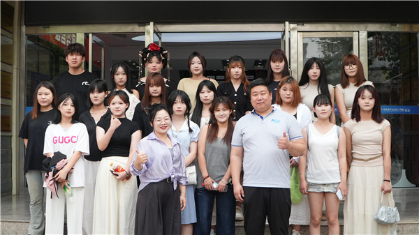 ʯ���f���A��X�W(xu��)У