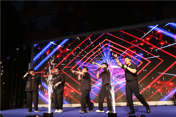 ʯ���f���A��X�W(xu��)У