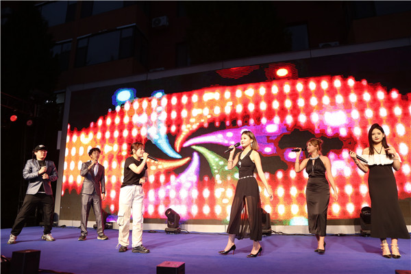 ʯ���f���A��X�W(xu��)У