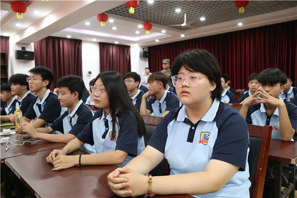 ʯ���f���A��X�W(xu��)У