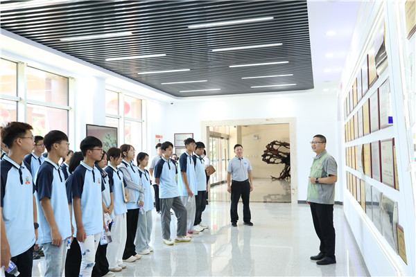 ʯ���f���A��X�W(xu��)У