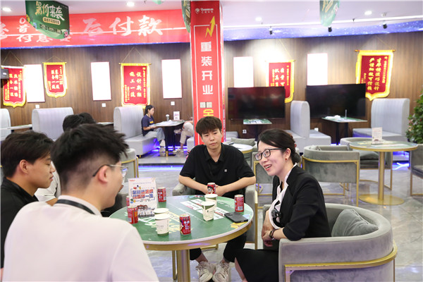 ʯ���f���A��X�W(xu��)У